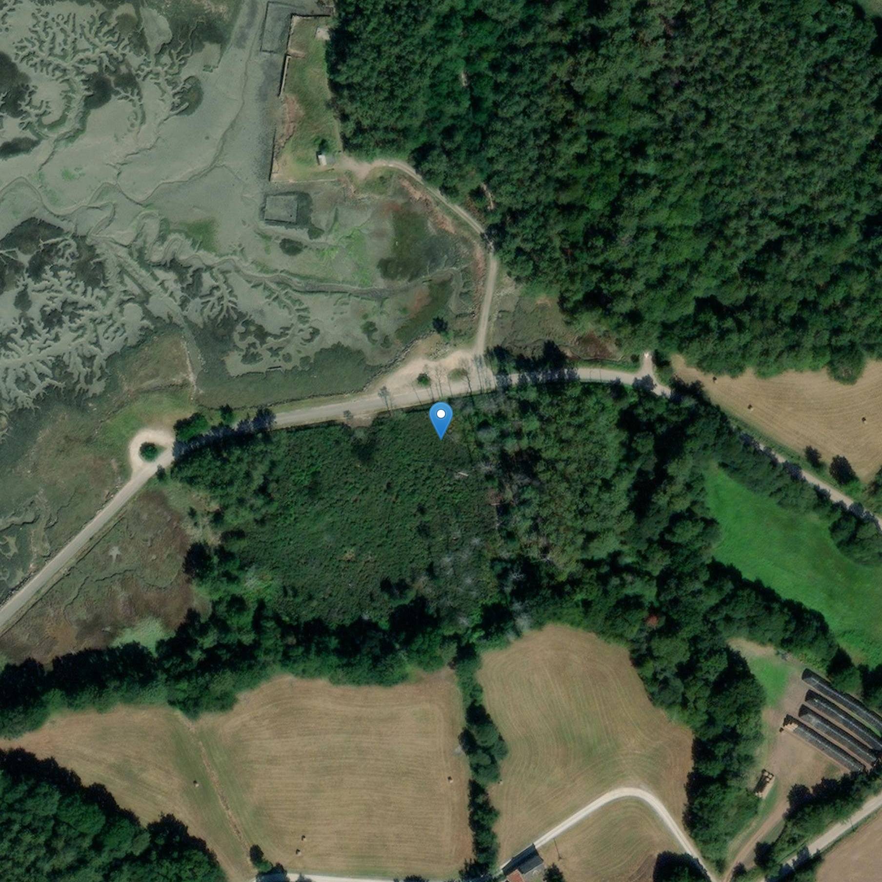 Photo de Tumulus et alignement de la baie de Saint-Jean