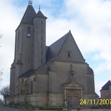 Église Saint-Pierre dAssier
