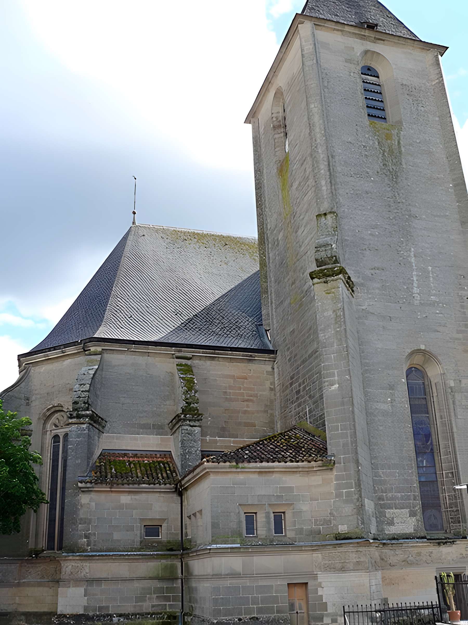 Église Saint-Pierre d'Assier