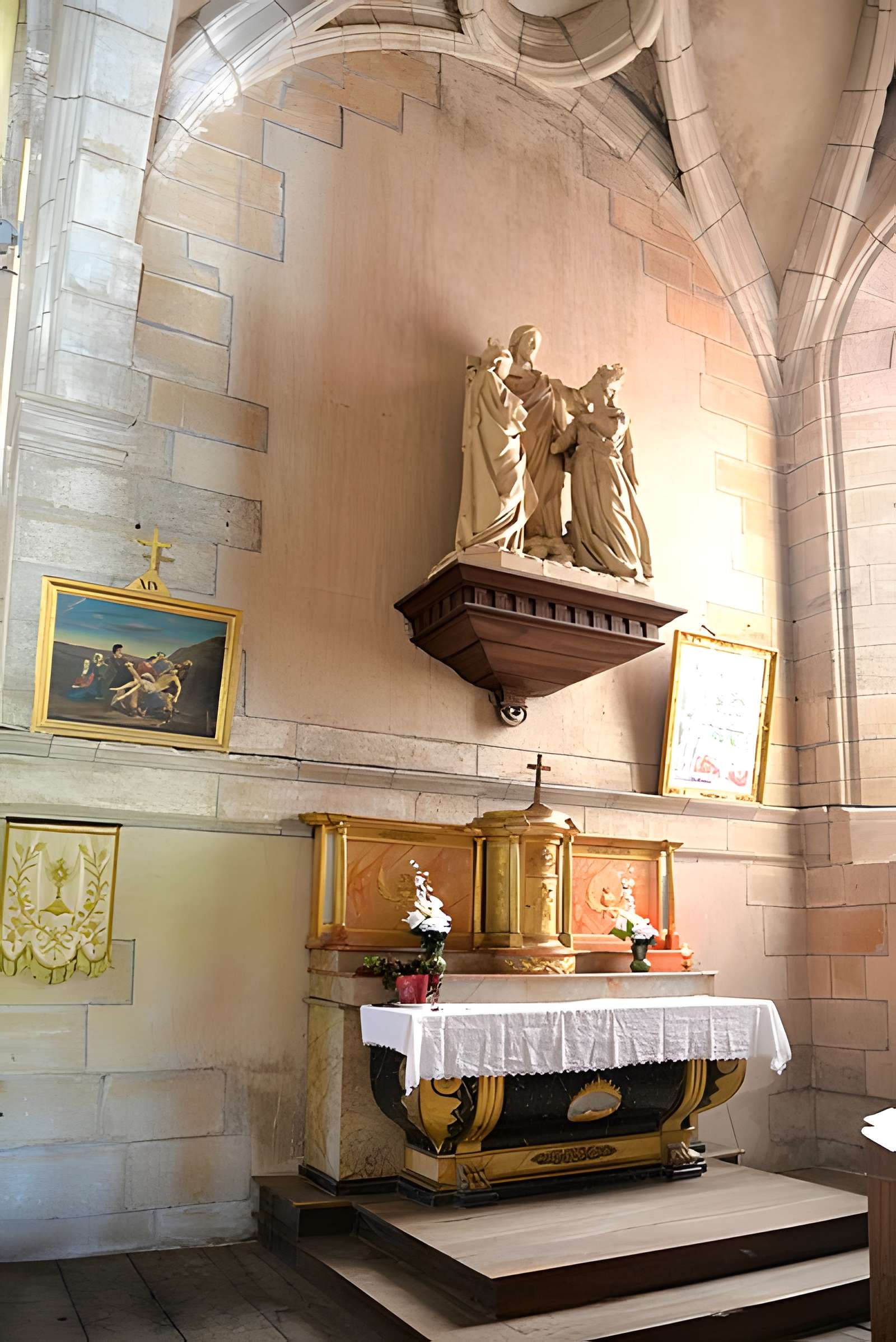 Église Saint-Pierre d'Assier