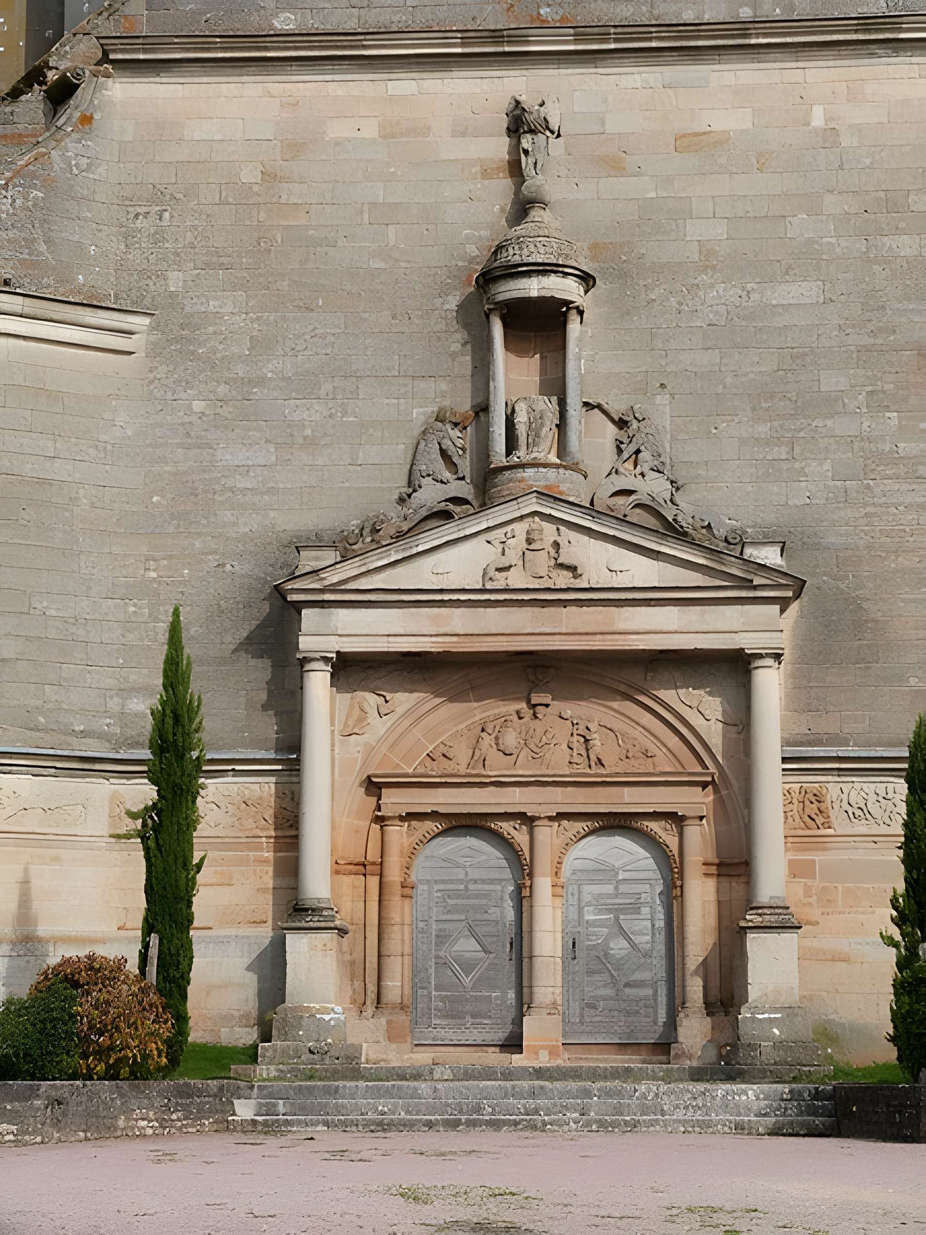 Église Saint-Pierre d'Assier