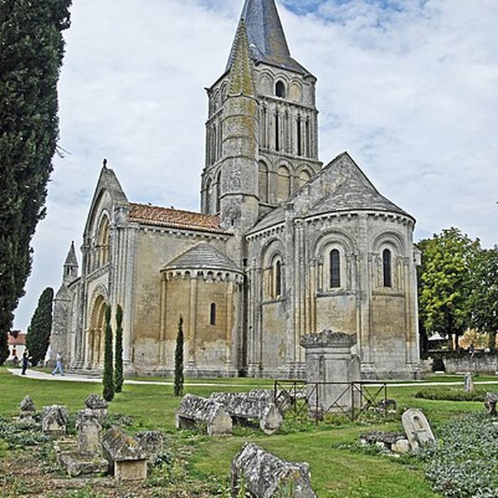 Photo de Église Saint-Pierre dAulnay