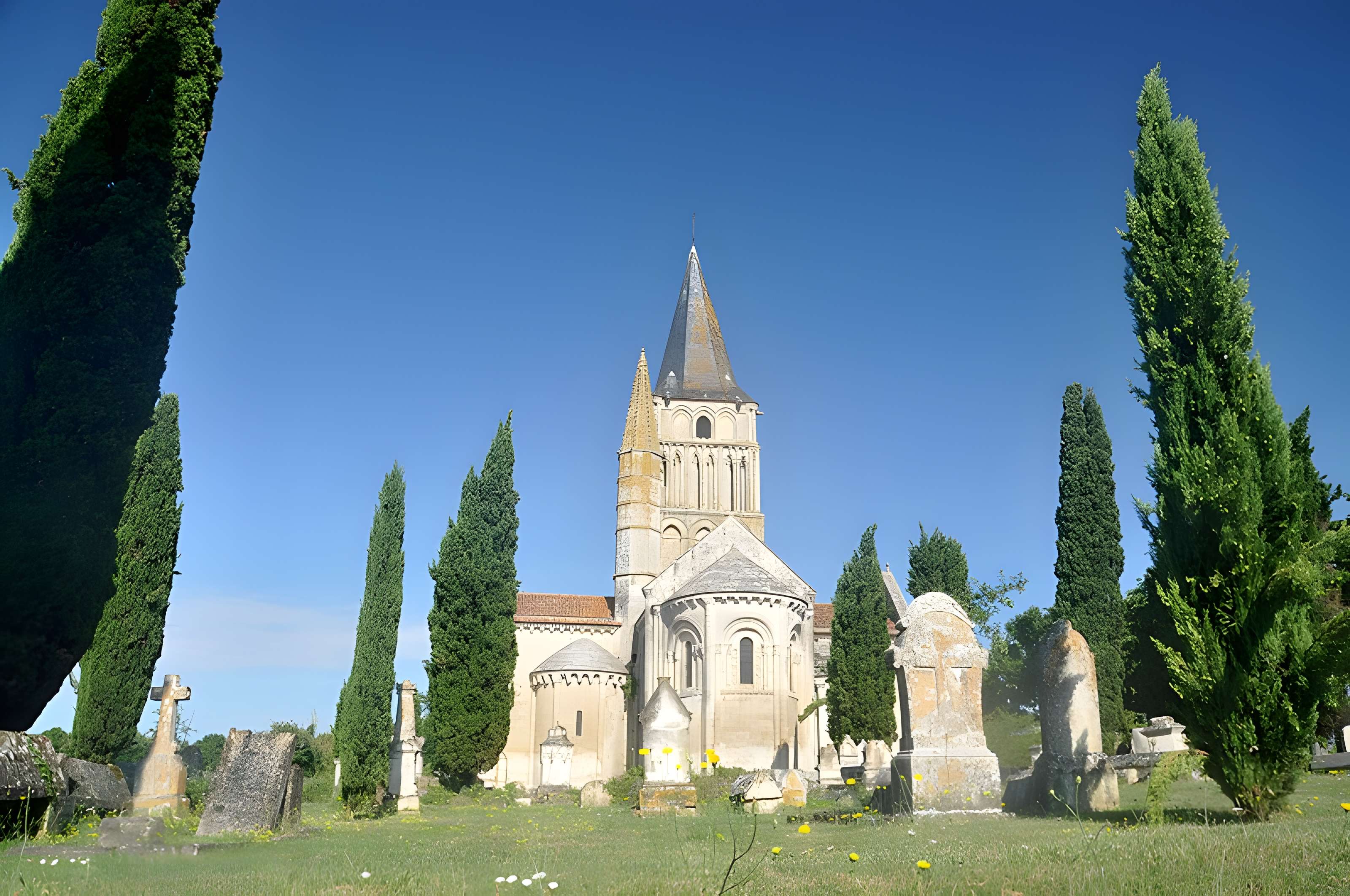 Église Saint-Pierre d'Aulnay