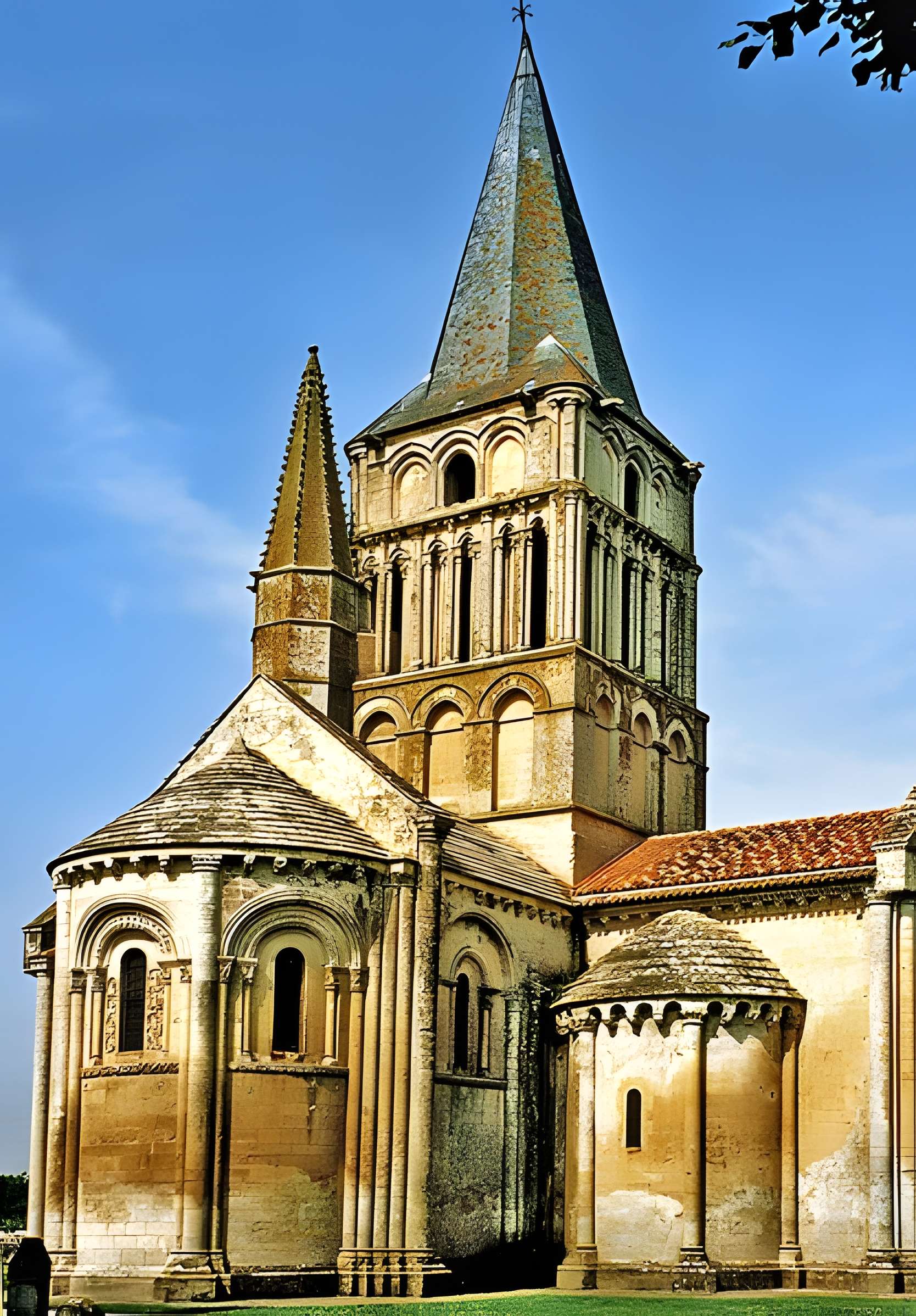 Église Saint-Pierre d'Aulnay