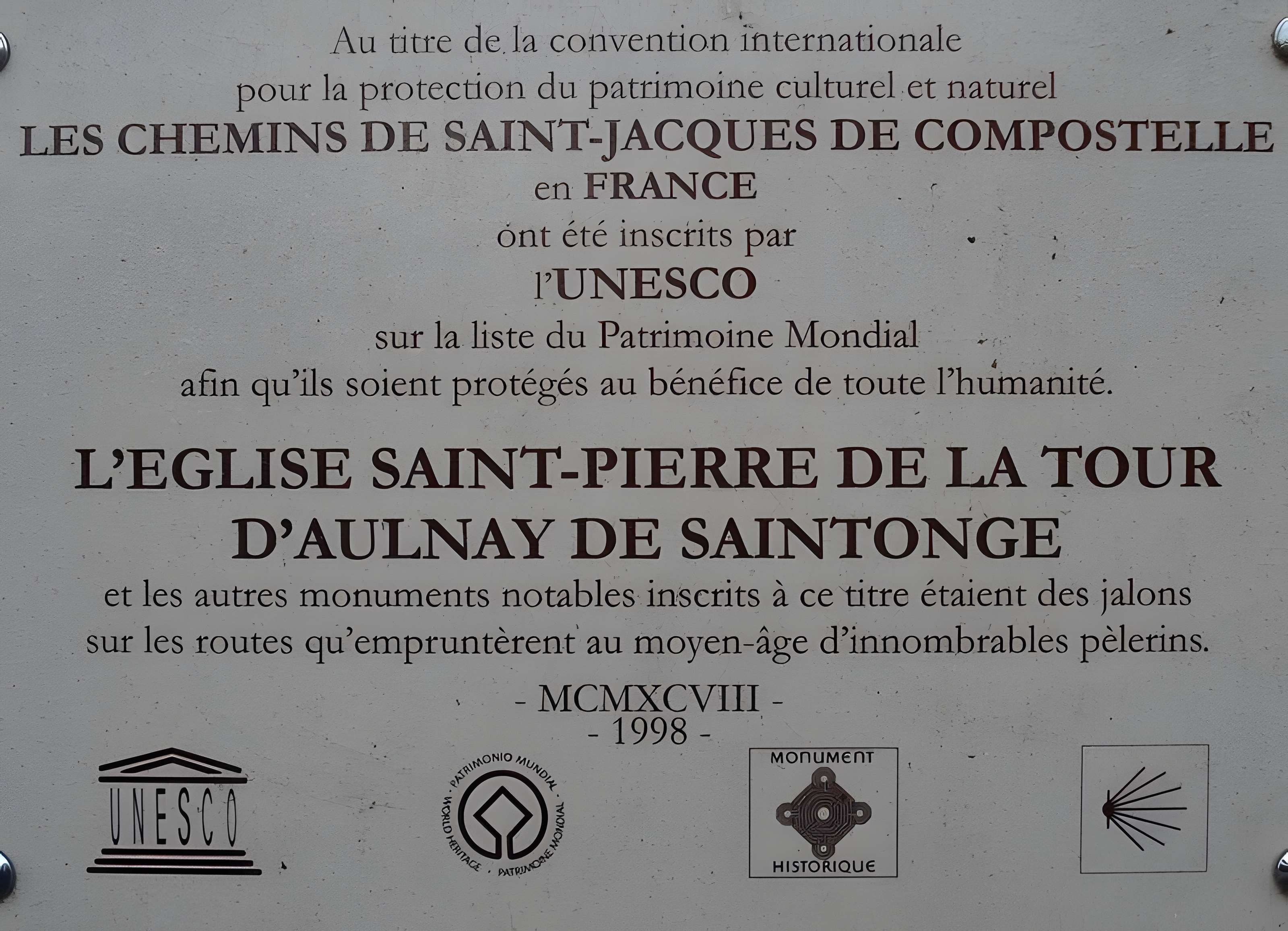 Église Saint-Pierre d'Aulnay