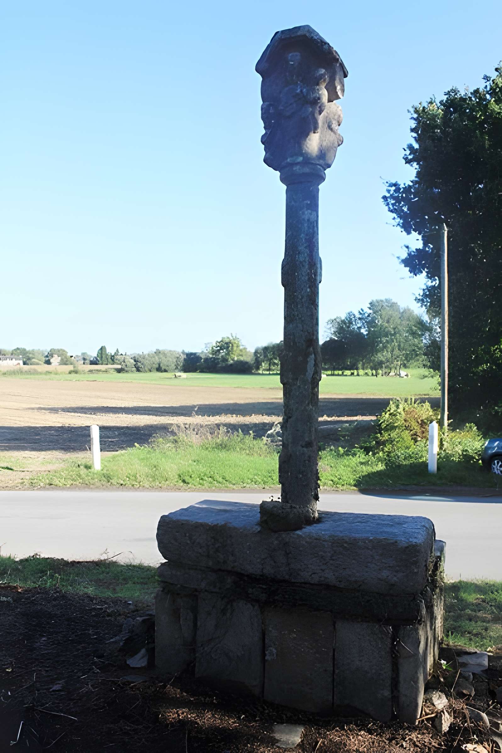 Croix du XVIe siècle