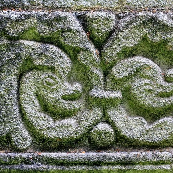Photo de Chapelle Notre-Dame-de-Manéguen et fontaine
