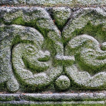Chapelle Notre-Dame-de-Manéguen et fontaine