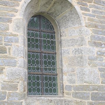 Chapelle Notre-Dame-de-Manéguen et fontaine
