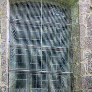 Chapelle Notre-Dame-de-Manéguen et fontaine