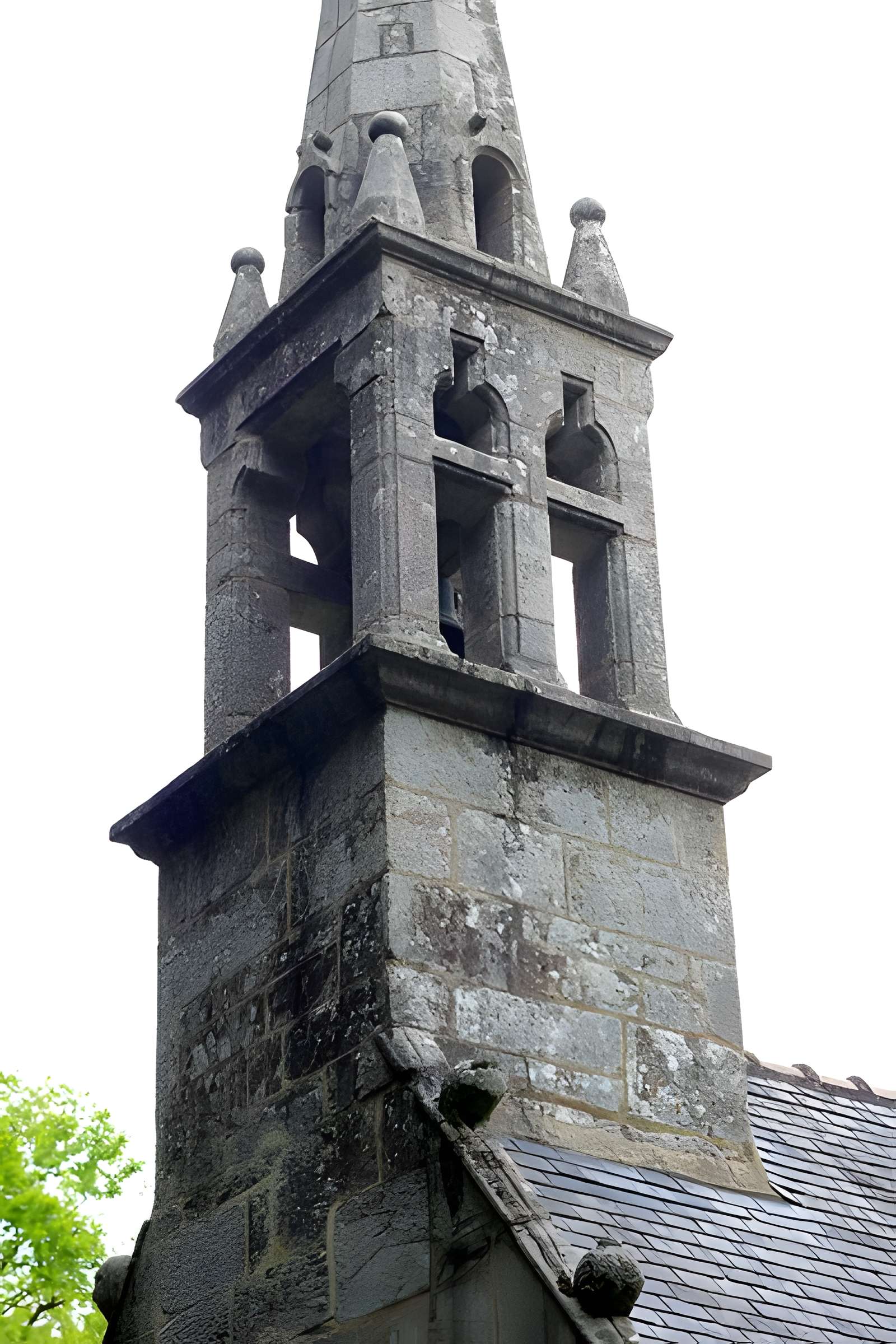 Chapelle Notre-Dame-de-Manéguen et fontaine