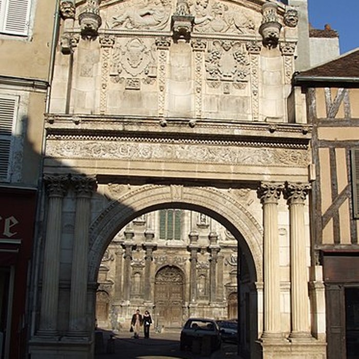 Photo de Église Saint-Pierre dAuxerre
