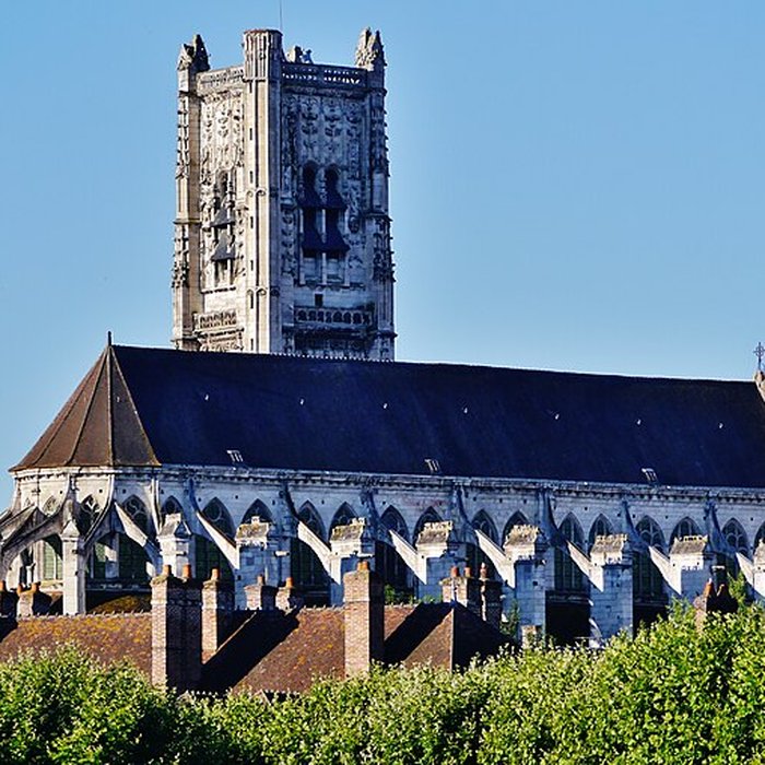 Photo de Église Saint-Pierre dAuxerre