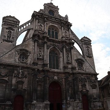 Église Saint-Pierre dAuxerre