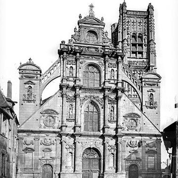 Église Saint-Pierre dAuxerre