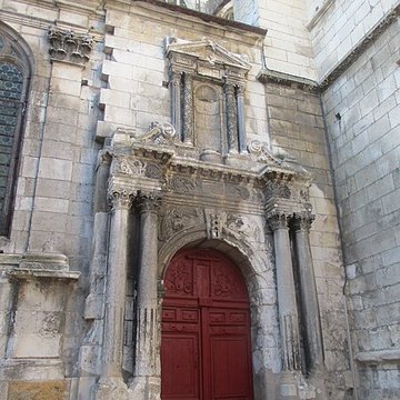 Église Saint-Pierre dAuxerre