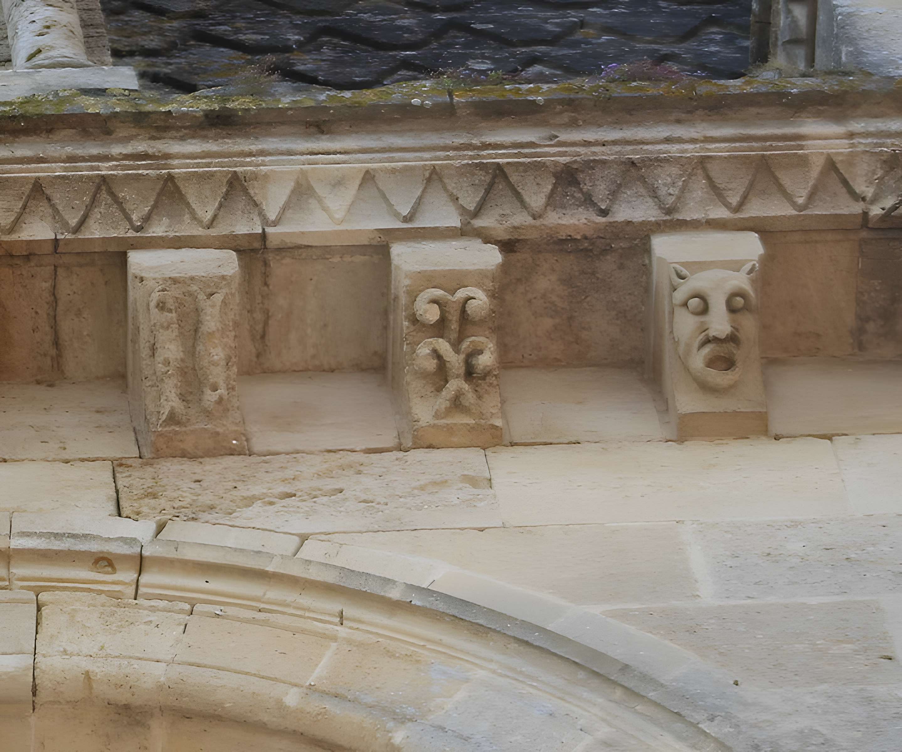 Église Saint-Pierre d'Avensan