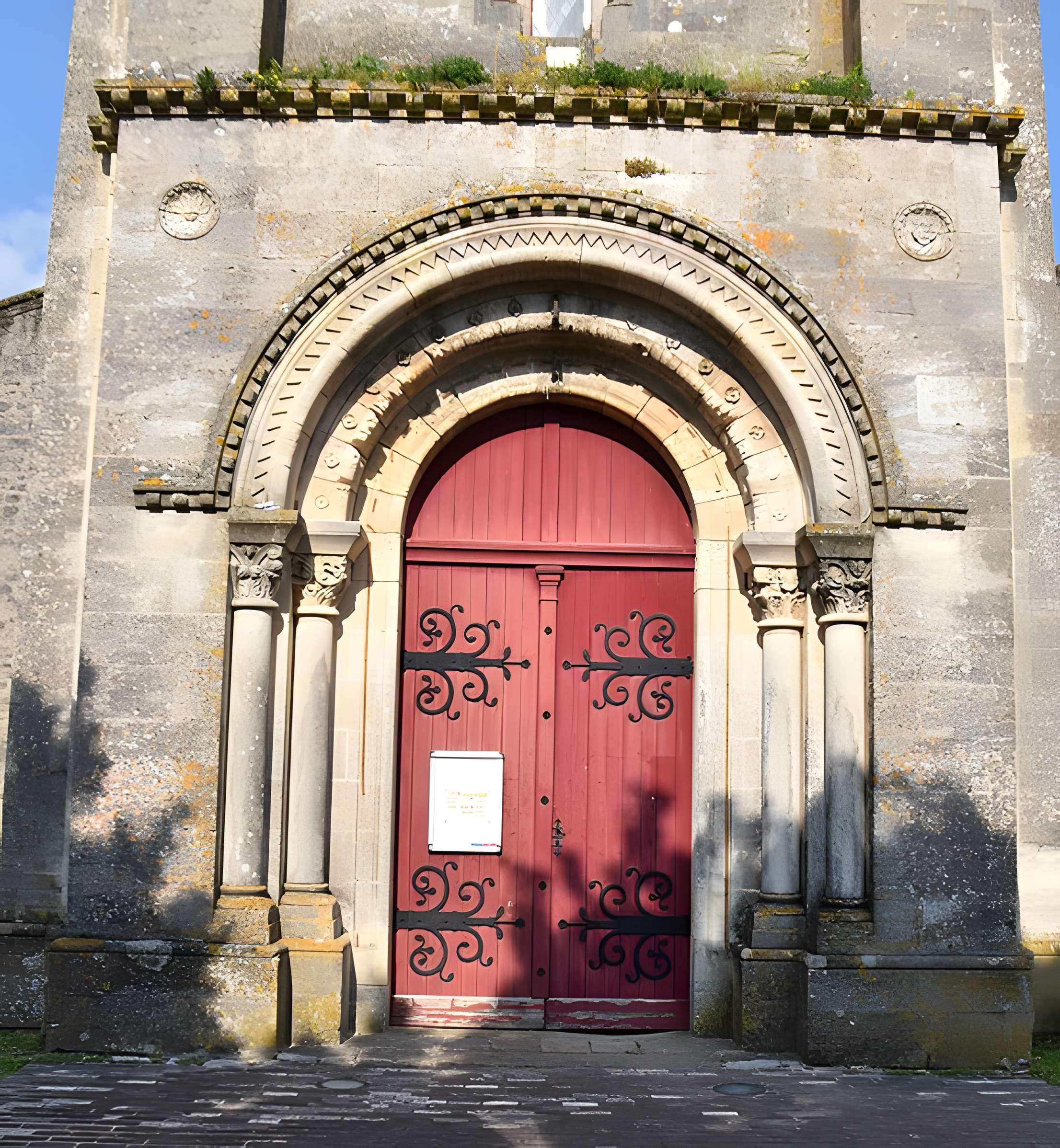 Église Saint-Pierre d'Avensan
