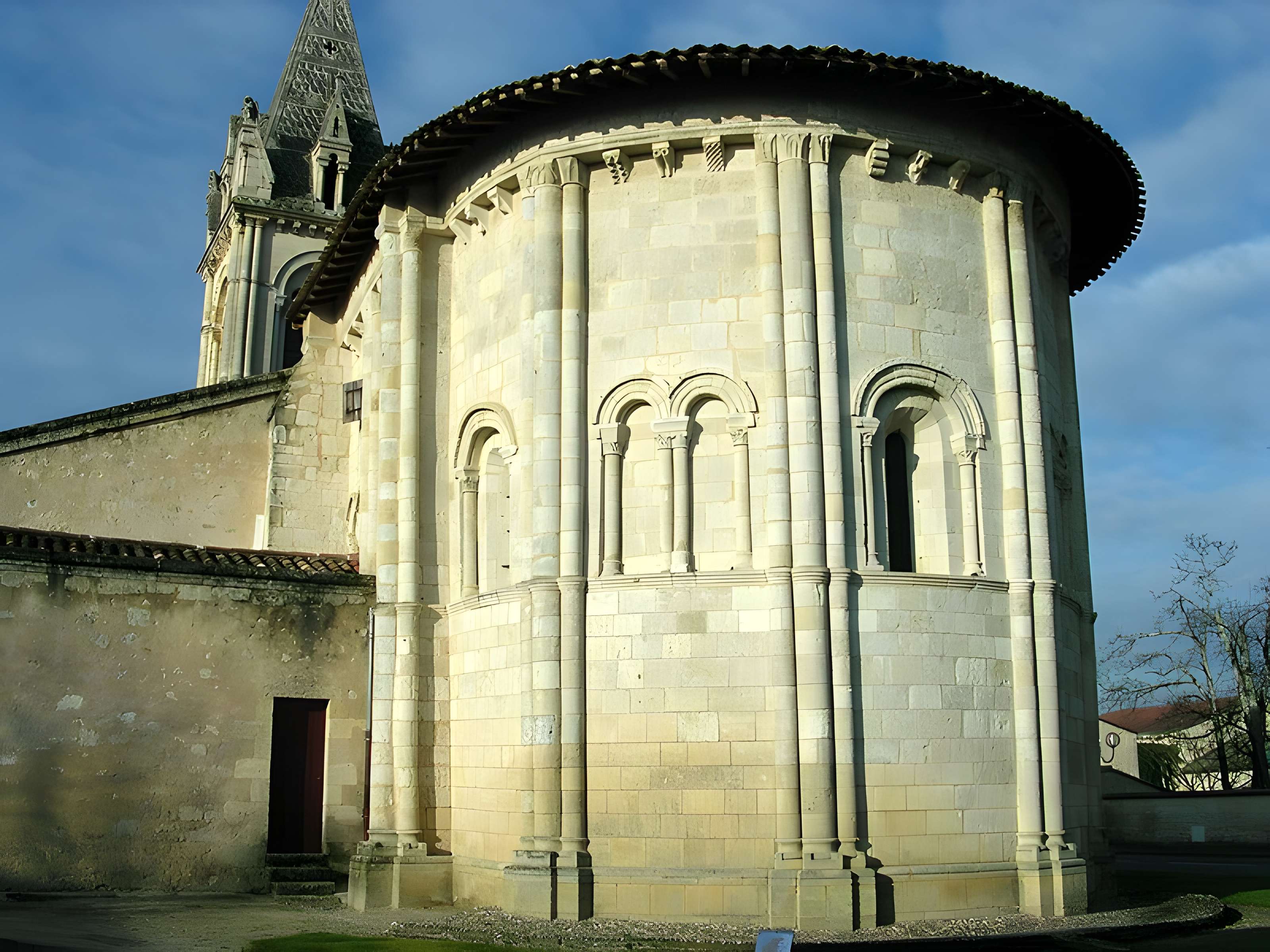 Église Saint-Pierre d'Avensan