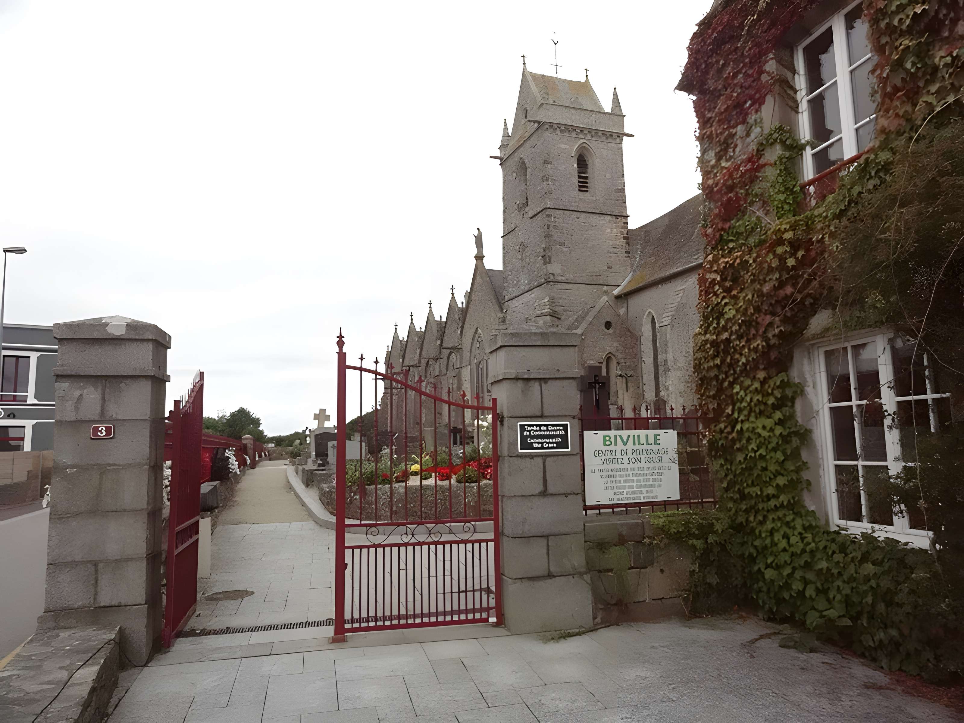 Église Saint-Pierre de Biville