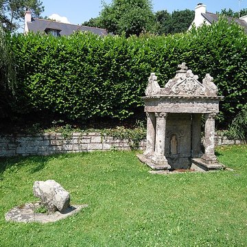 Fontaine Saint-Servais et son lavoir