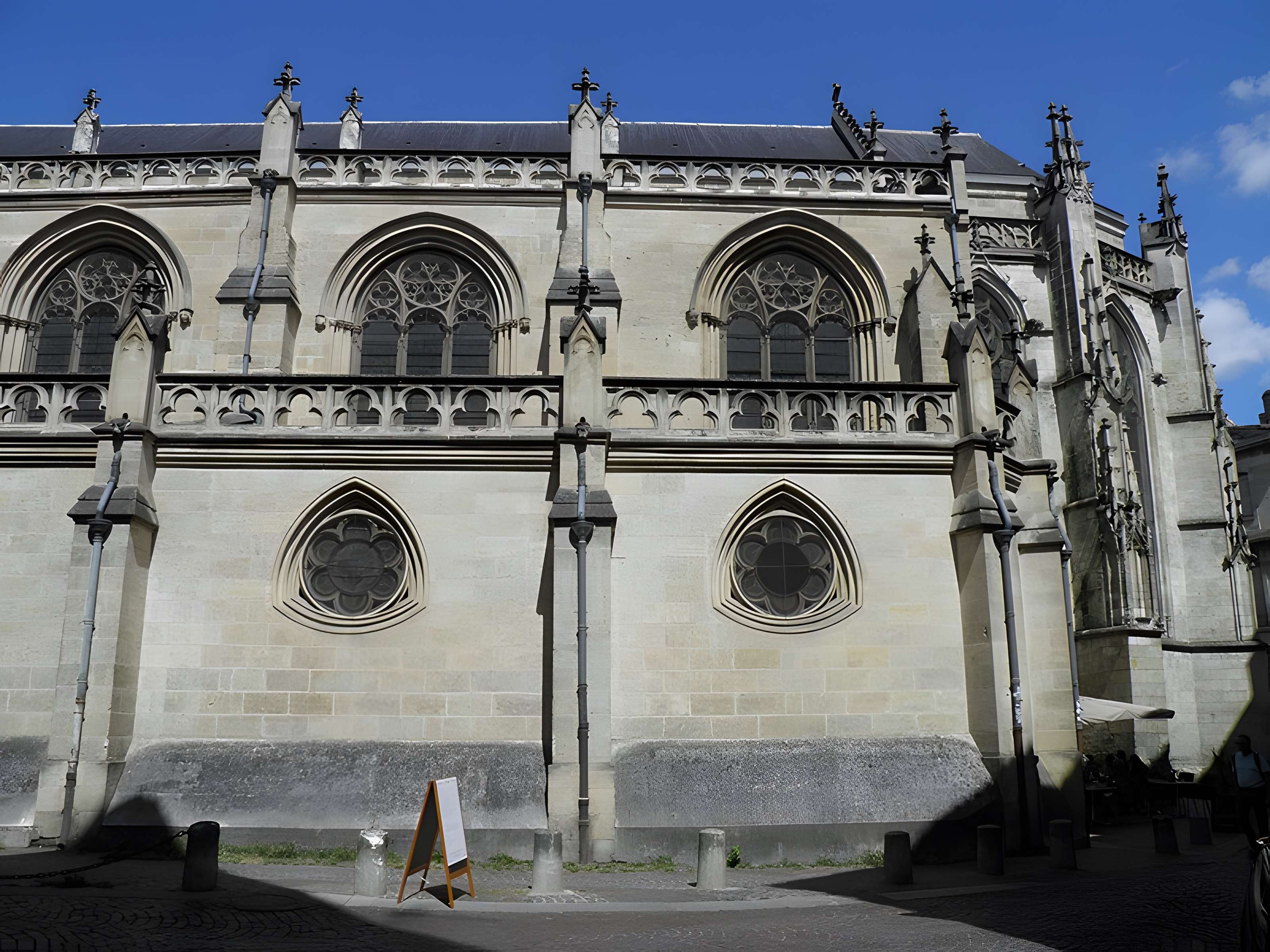 Église Saint-Pierre de Bordeaux