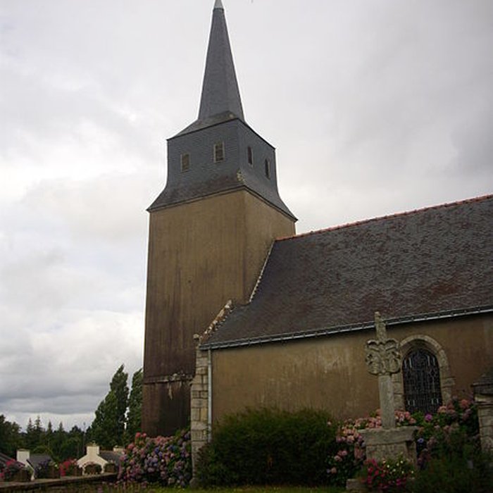 Photo de Croix derrière léglise