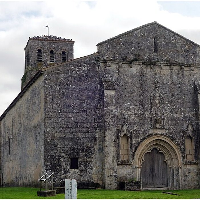 Photo de Église Saint-Pierre de Bougneau