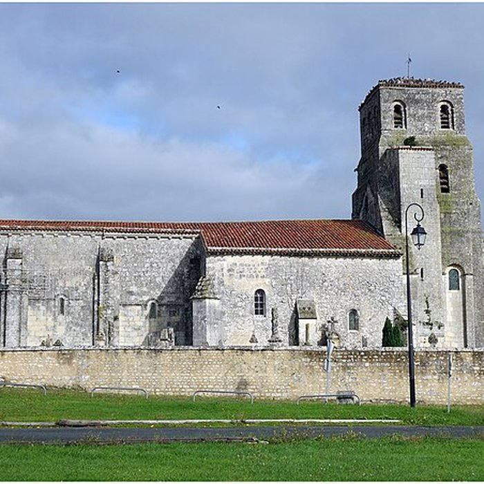 Photo de Église Saint-Pierre de Bougneau