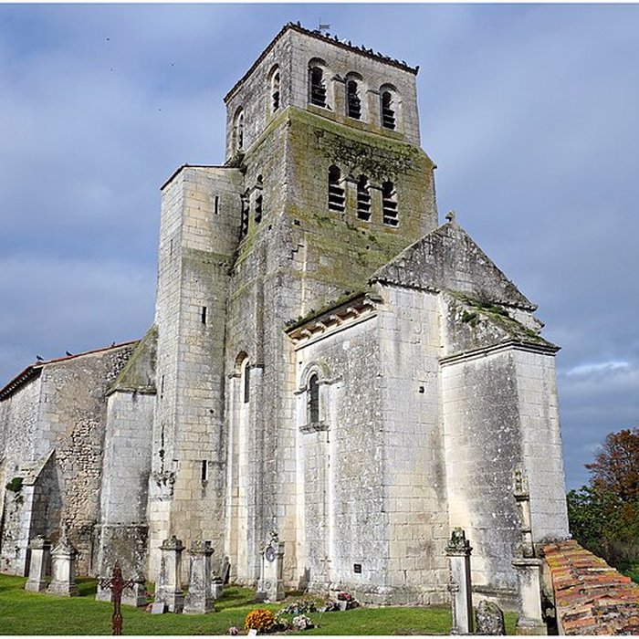 Photo de Église Saint-Pierre de Bougneau