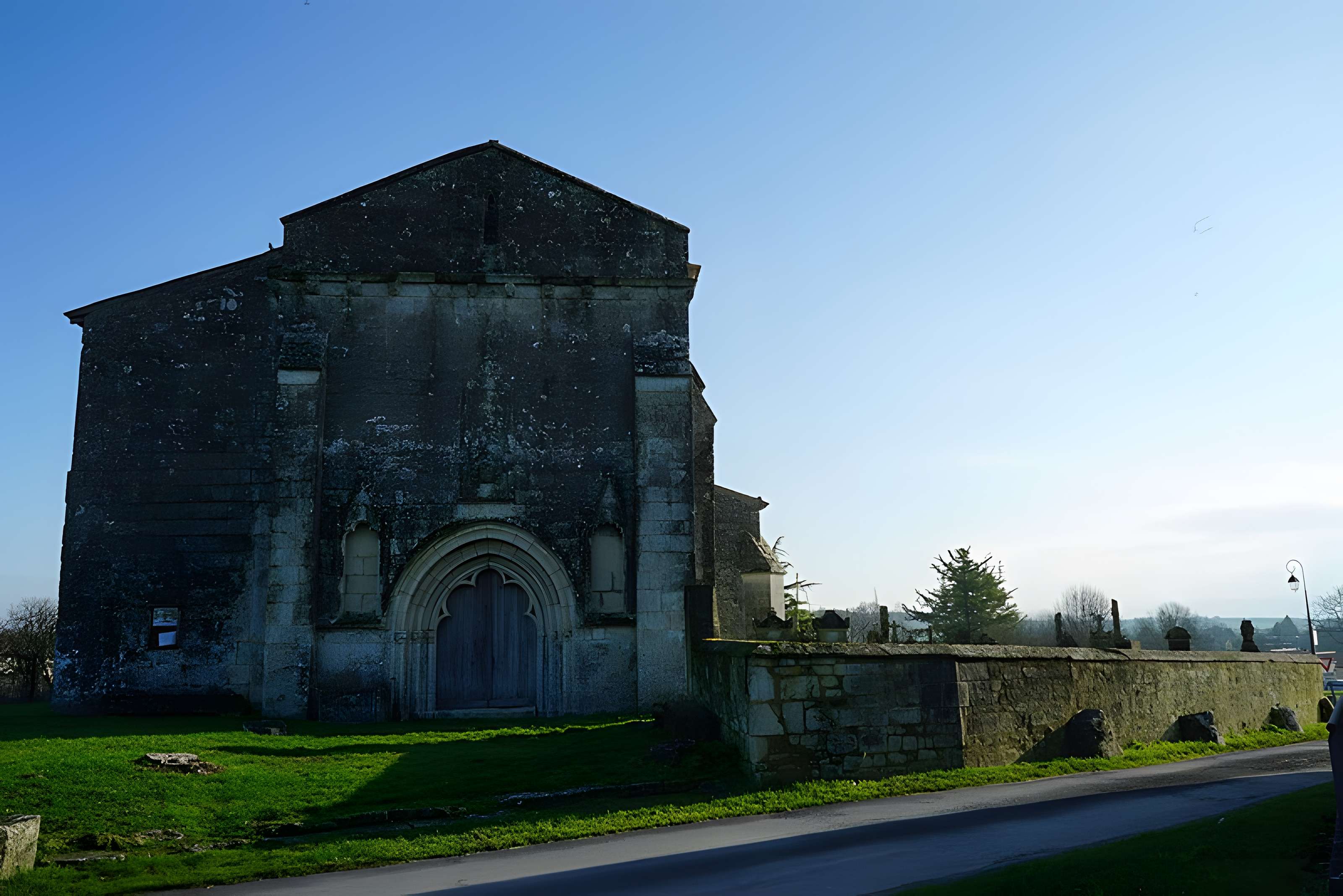 Église Saint-Pierre de Bougneau