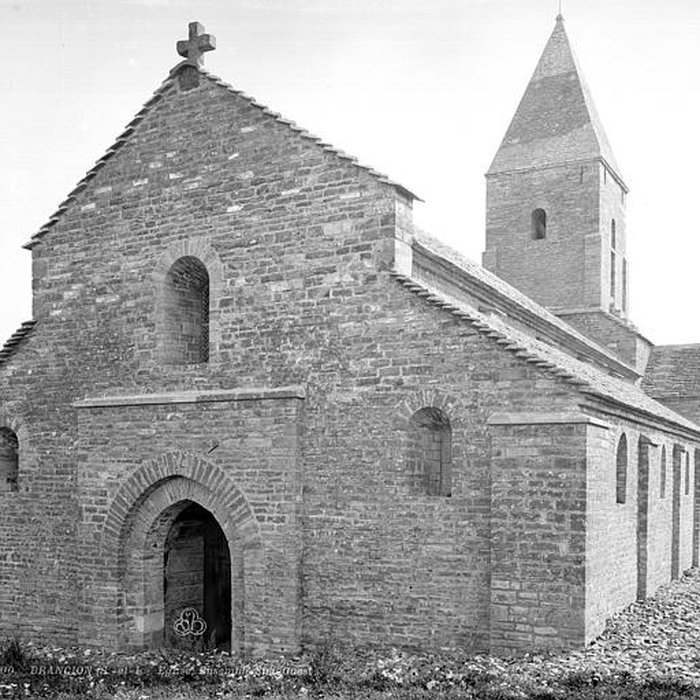 Photo de Église Saint-Pierre de Brancion