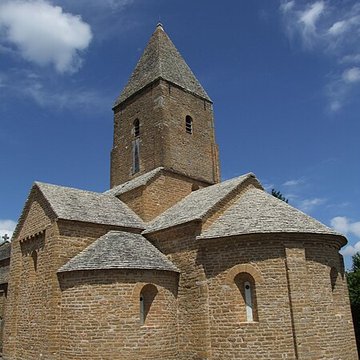 Église Saint-Pierre de Brancion