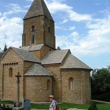 Église Saint-Pierre de Brancion