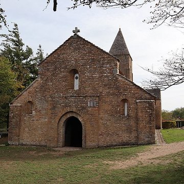 Église Saint-Pierre de Brancion