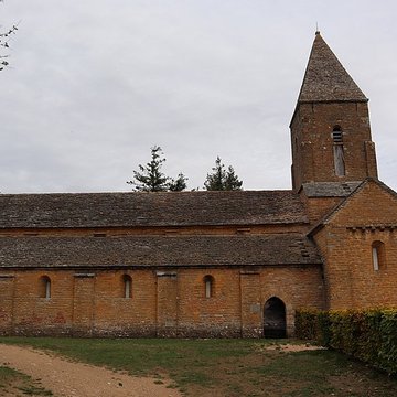 Église Saint-Pierre de Brancion