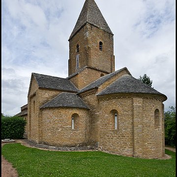 Église Saint-Pierre de Brancion