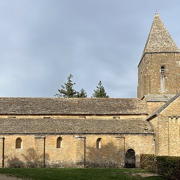 Église Saint-Pierre de Brancion