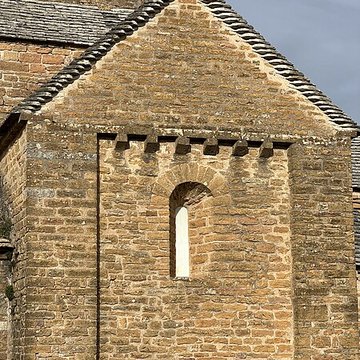 Église Saint-Pierre de Brancion