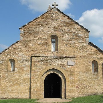 Église Saint-Pierre de Brancion