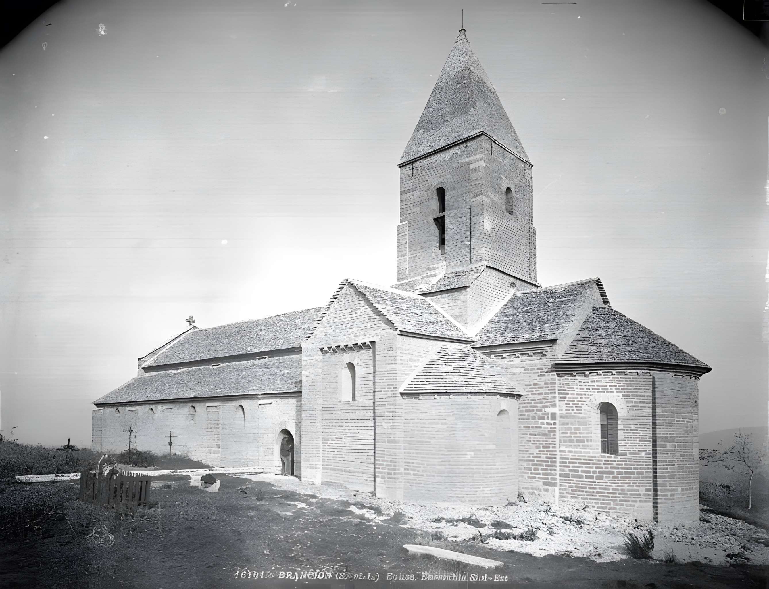 Église Saint-Pierre de Brancion