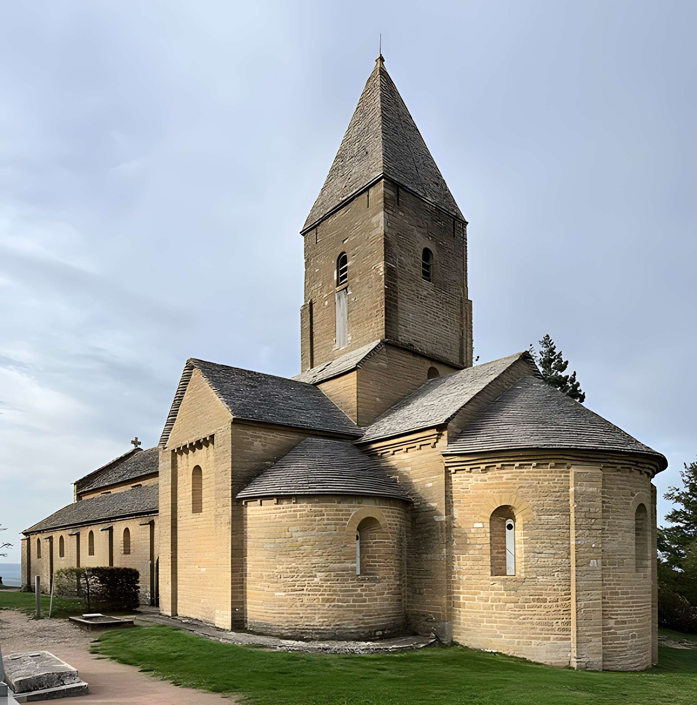 Église Saint-Pierre de Brancion