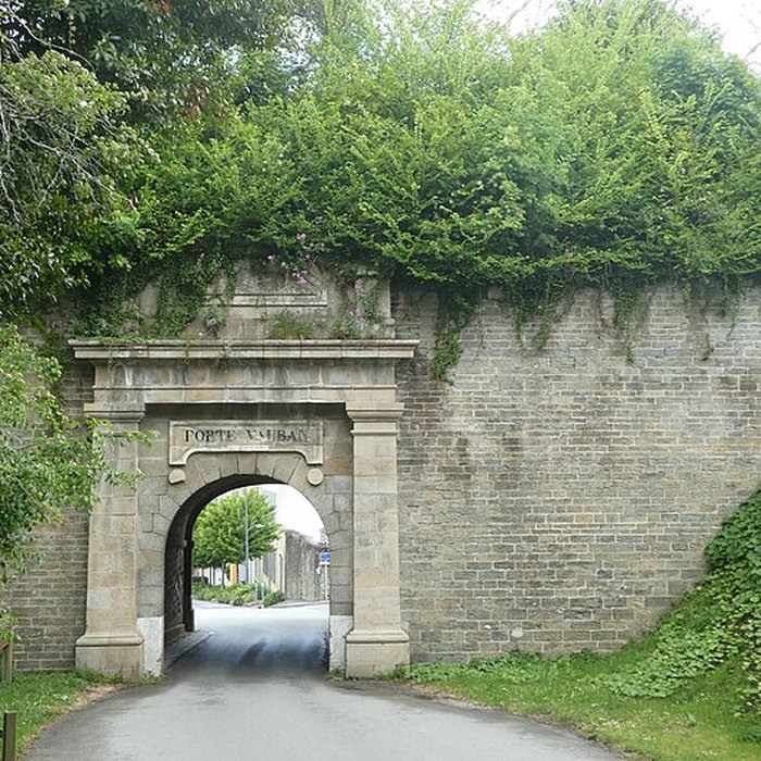 Photo de Enceinte urbaine