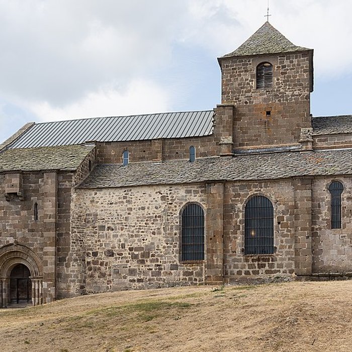 Photo de Église Saint-Pierre de Bredons