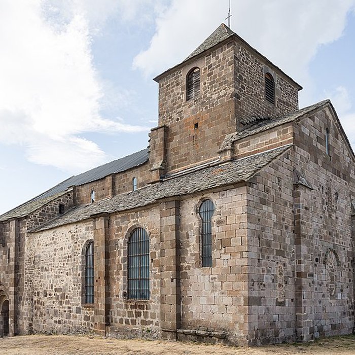 Photo de Église Saint-Pierre de Bredons