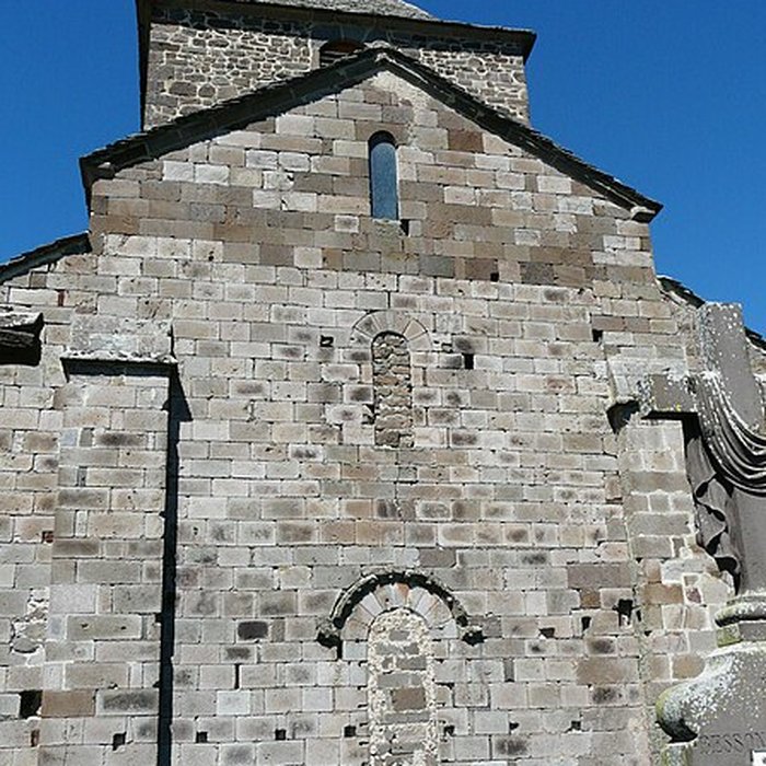 Photo de Église Saint-Pierre de Bredons