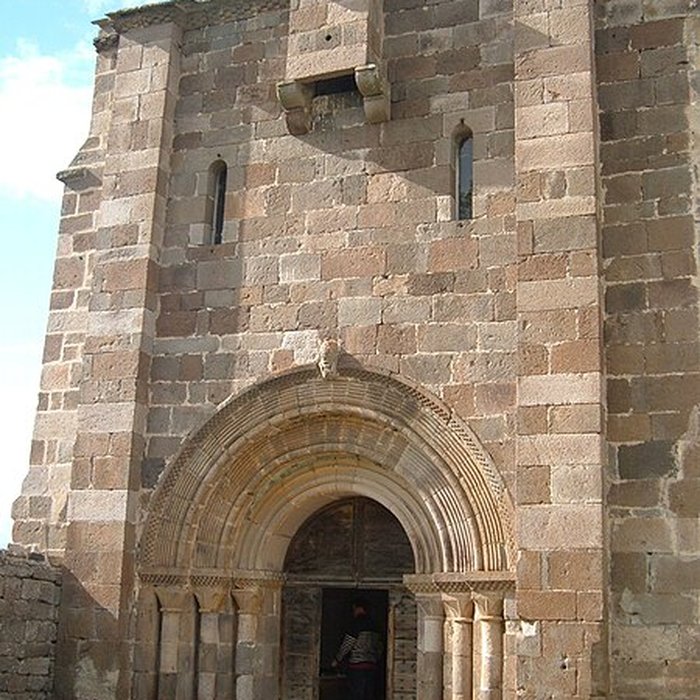 Photo de Église Saint-Pierre de Bredons