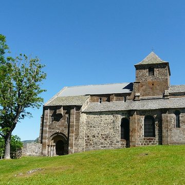 Église Saint-Pierre de Bredons