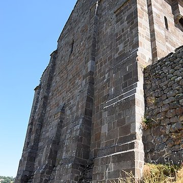 Église Saint-Pierre de Bredons