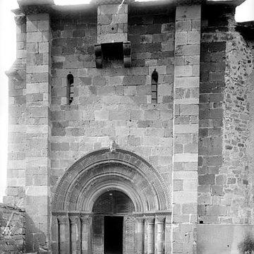 Église Saint-Pierre de Bredons